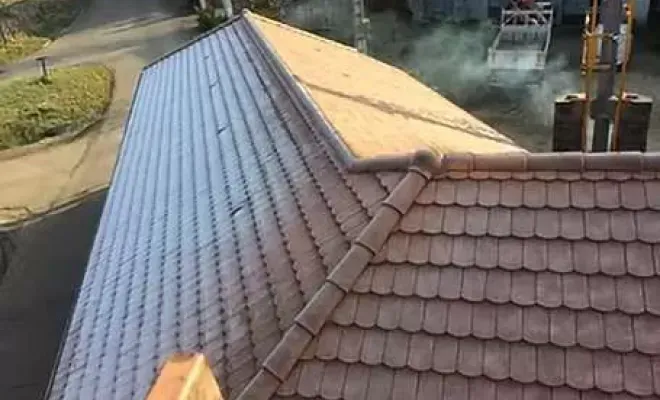 pose-tuile-charpente-scappatura